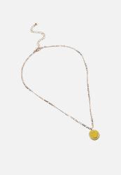 Brighter Days Pendant Necklace - Lcn Smiley Yellow