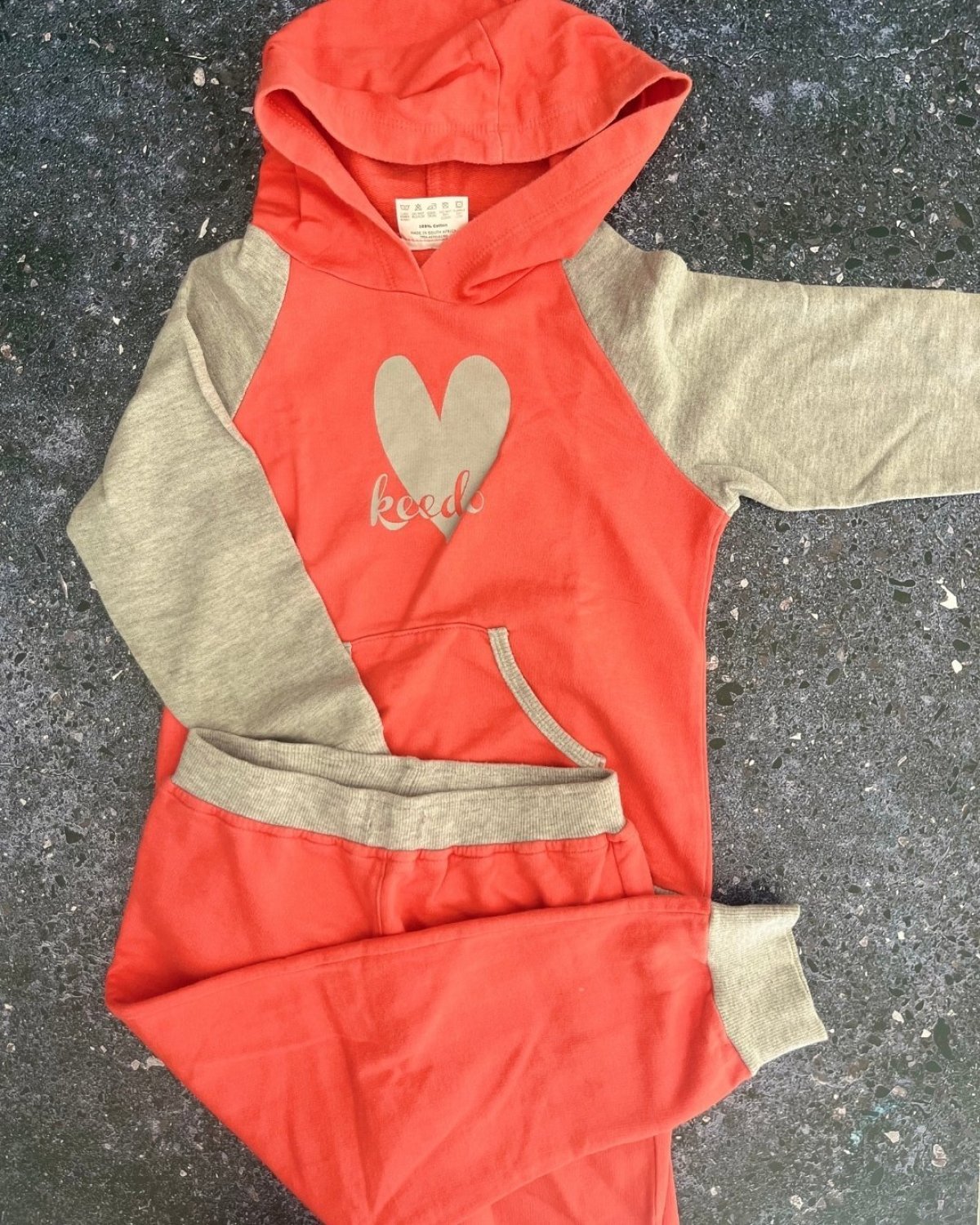 Product image - {main}