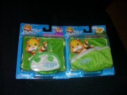 Zhu Zhu Pets Green Pet Carrier Bed And Two Blankets