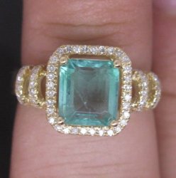 Certificate Included" Solid 14K Yellow Gold Genuine Natural Green Emerald Engagement Diamonds Ring