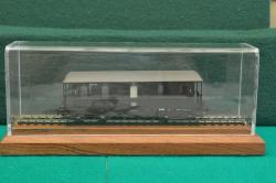 Rose Wood Train And Loco Protector And Display 230mm