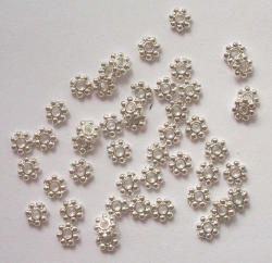 Spacers - Daisy - Bright Silver Plated - 4MM - 50 Pcs
