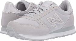 New Balance Women's 311V1 Sneaker Light 