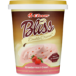Clover Bliss Strawberries & Cream Double Cream Yoghurt 500G