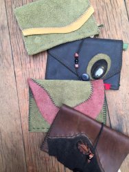 Tobacco Pouch - Green & Red