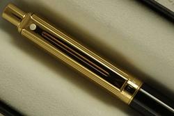 Cross Sheaffer Sentinel-signature Ballpoint Pen With 23K Grooves Ridged Gold Cap And Black Lacquer Barrel In Pristine Sheaffer Gift Box