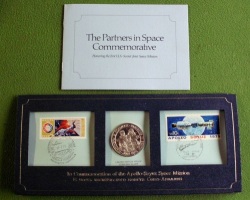 Coin stamp Set Proof Apollo-soyuz Space Mission 1975