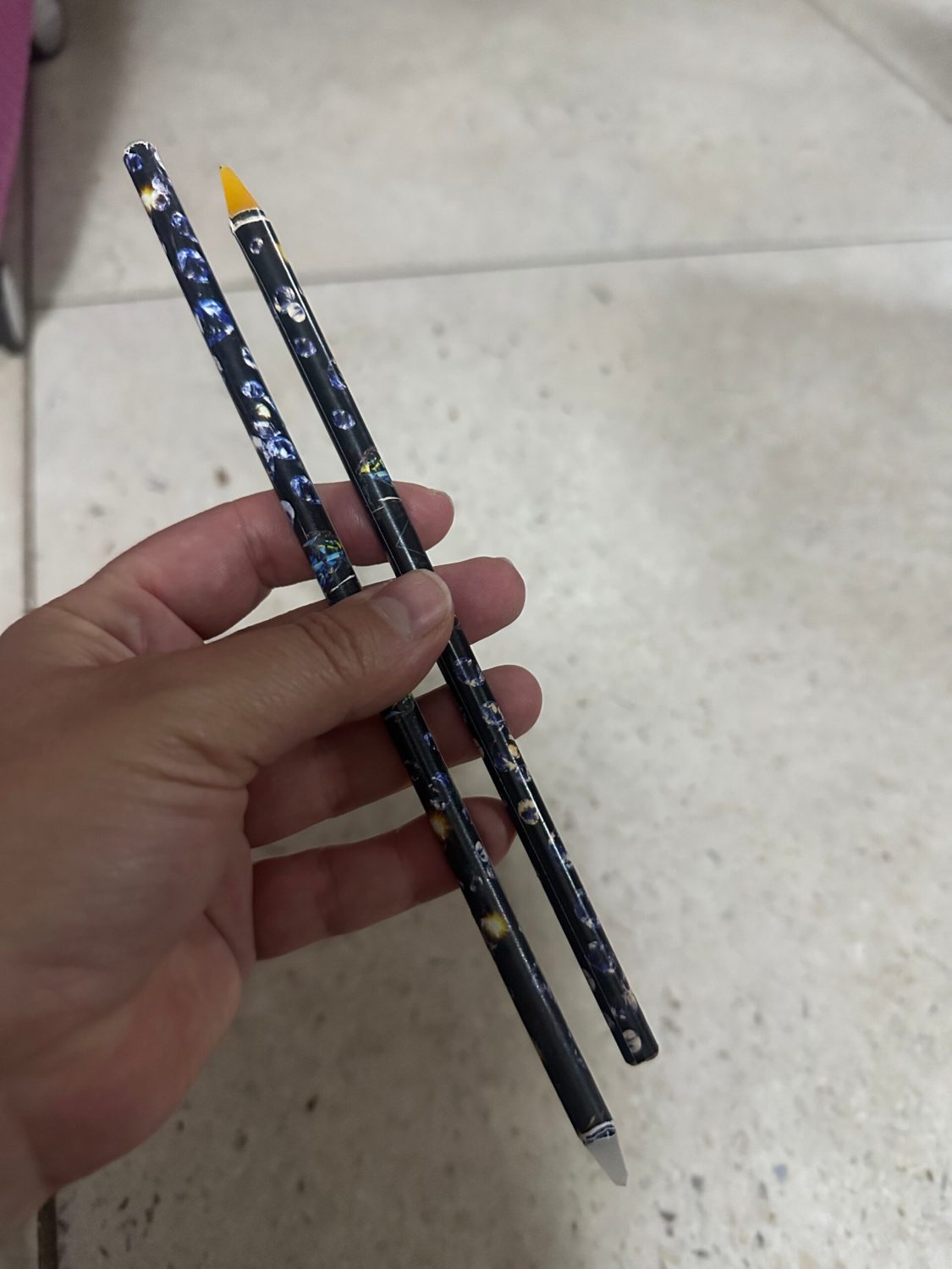 Product image - {main}