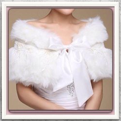 Bridal Elegance Luxurious Brides Wedding Lace Satin Faux Fur Stole Wrap shrug