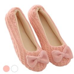 Lovely Knitted Slippers. Make A Wonerful Gift Size 4