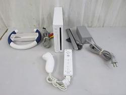 NINTENDO WII Console White With Wii Sports