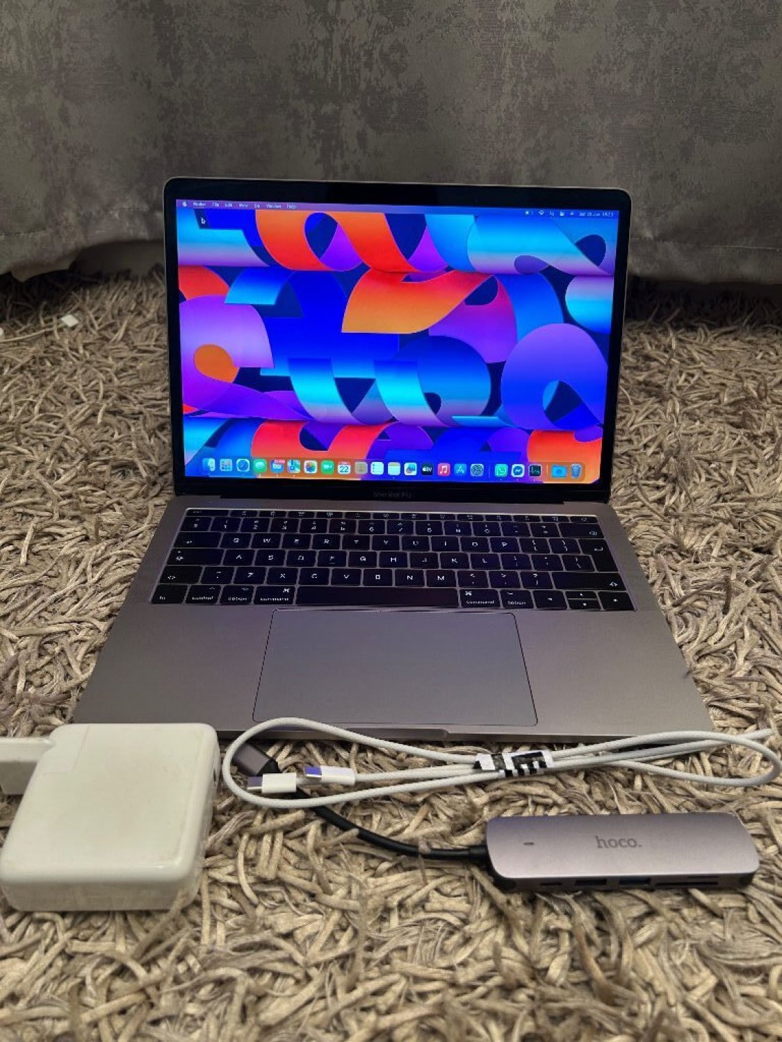 Product image - {main}