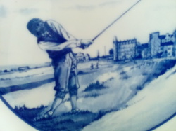 Royal Doulton " Golfing At St Andrews " Plate - 31cm - Super Pressie New Price