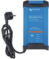 Blue Smart IP22 Battery Charger 24VDC 15A 230VAC