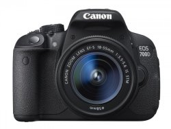 Canon Eos 700D & 18-55mm DC Lens