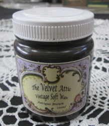The Velvet Attic - Vintage Soft Wax 250ml - Antique Brown