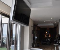 Deals On Definition Automation Ceiling Flapout Tv Lift 60 To 65