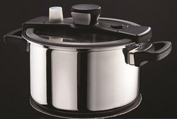 Russell Hobbs Sizzle Pressure Cooker 5 Litre Rhsizzle
