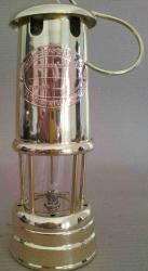 Miners Lantern. Solid Brass Nb4