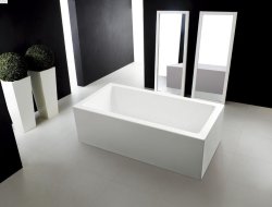 Rectangle Freestanding Bath - Quatro