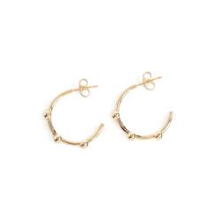 The Tres Hoop Earrings In Yellow Gold