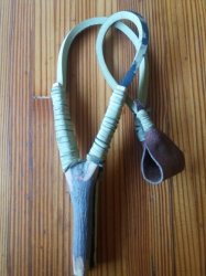 Traditional Wood And Rubber Slingshot