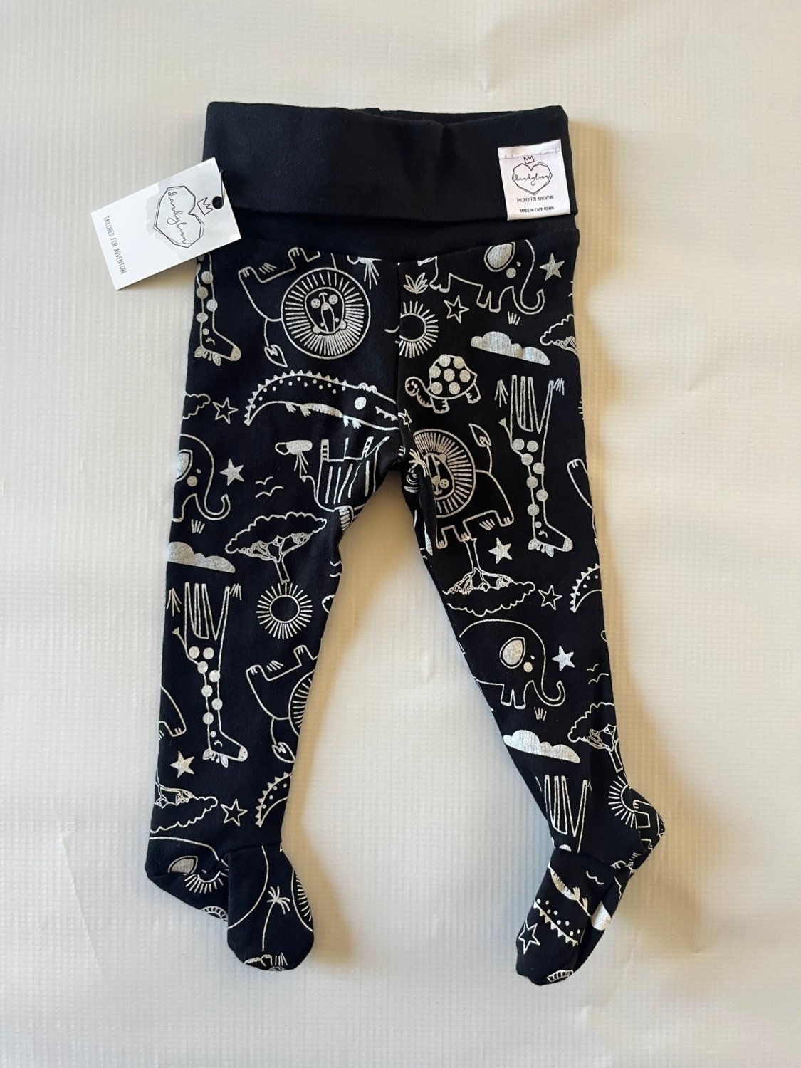 Product image - {main}