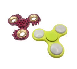 Kol Tov Farah - A Set Of 2 - Fidget Spinners