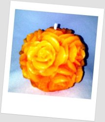 Ball Of Roses Candle