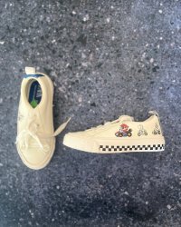 Product image - {main}