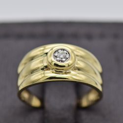 9CT 3.40 G Yellow Gold Engagement Ring