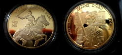 Jeanne D Arc Joan Rouen City 2 Medals 40 Mm Gold Plated In Caps And Box