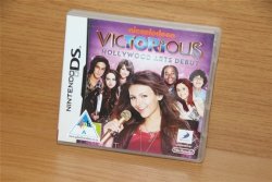 Galactic Ds Nickelodeon Victorious: Hollywood Arts Debut Traders