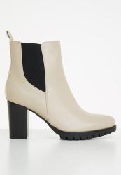 Superbalist chelsea clearance boots